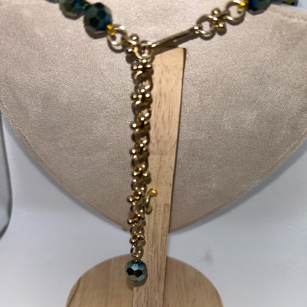 Green snake design necklace - Picture 3 of 4